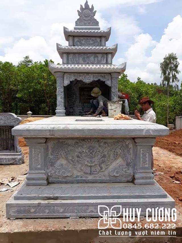 Lăng mộ đá xanh 3 mái kích thước lớn chạm khắc hình rồng