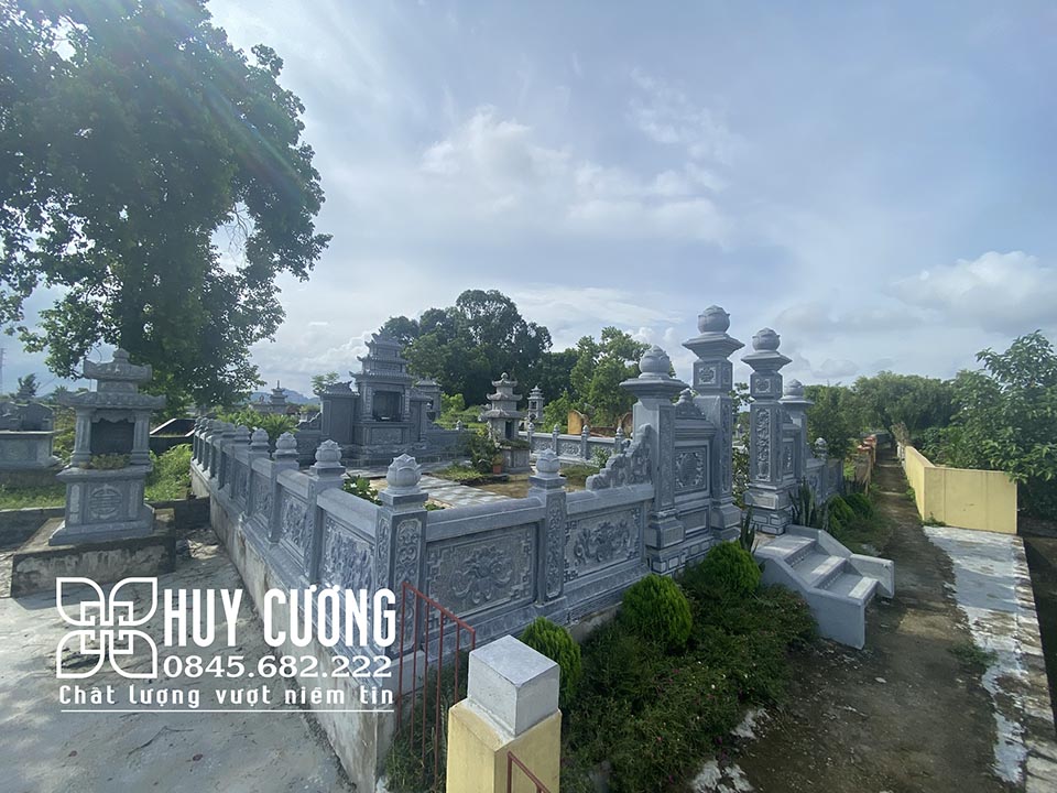 Khu lăng mộ đá Tuyên Quang đẹp và trang nghiêm 03